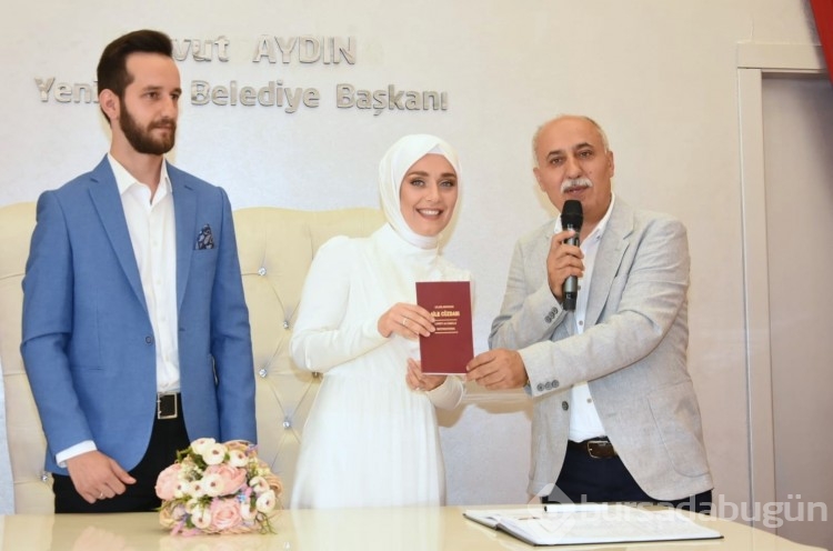 Nikah memuru kendi oğlunun nikahını kıydı