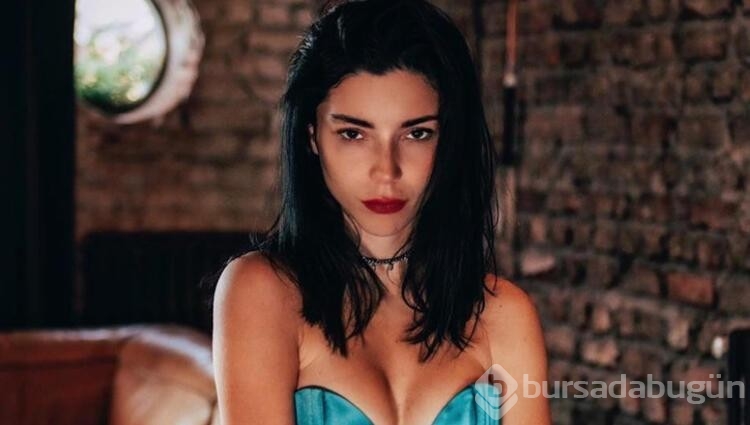 Merve Boluğur sahneye çıktı, beklediği ilgiyi göremedi