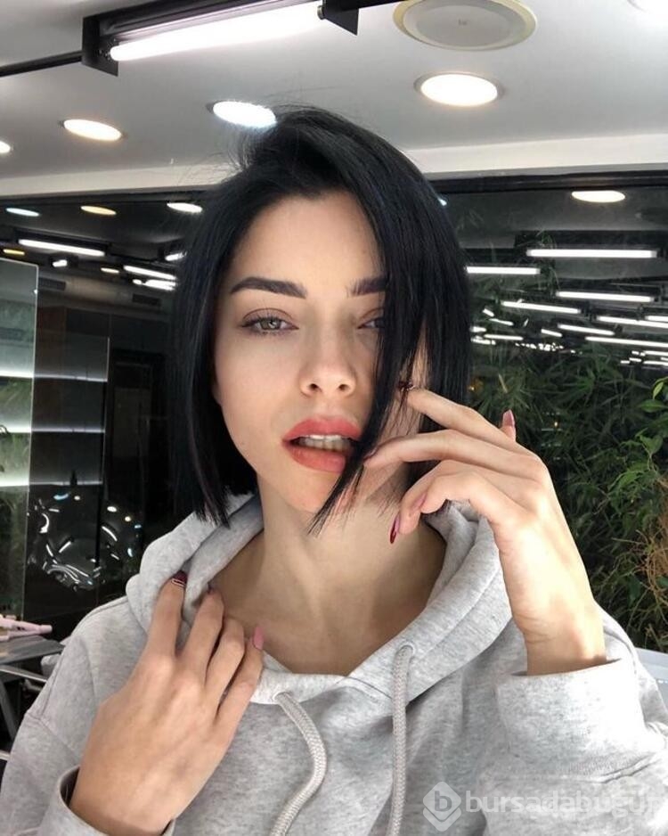 Merve Boluğur sahneye çıktı, beklediği ilgiyi göremedi