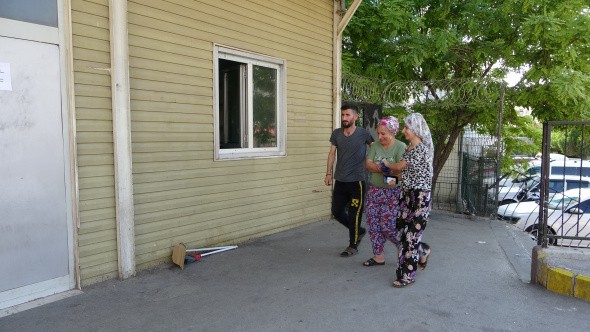 Bir bayram klasiği! Acemi kasaplar yine iş başında
