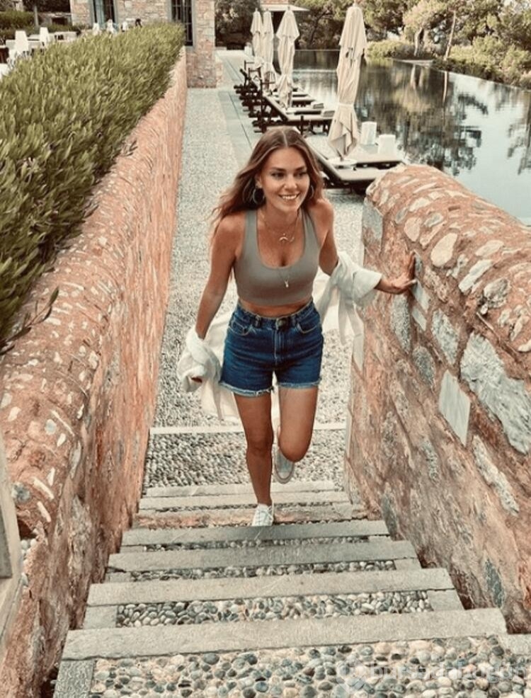 Aslı Enver rota değiştirdi