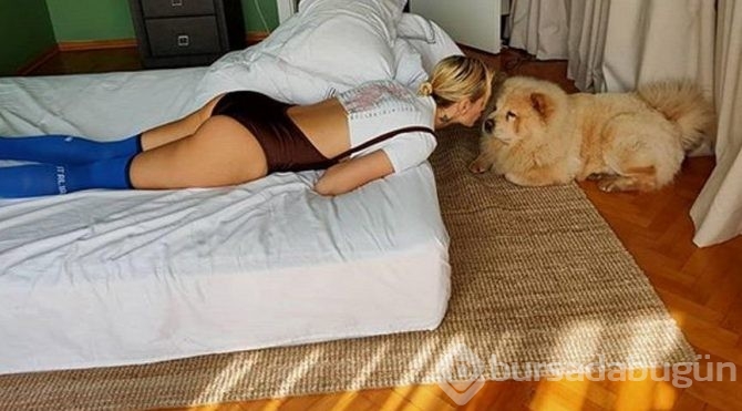 Didem Soydan, köpeği ile sörf yaptı