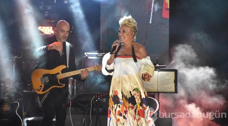 Ajda Pekkan Bodrum'da unutulmaz bir gece yaşattı