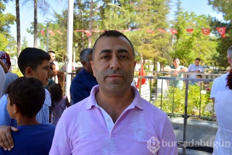 Ömer Halisdemir'in kabrine ziyaretçi akını