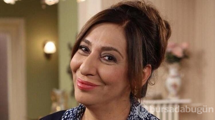 Melek Baykal gençlik fotoğrafını paylaştı