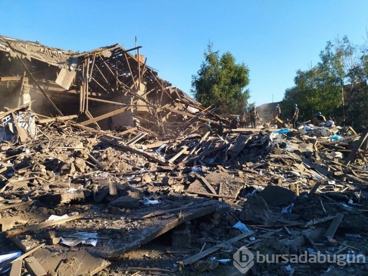 Rusya Donetsk'te kasabayı vurdu