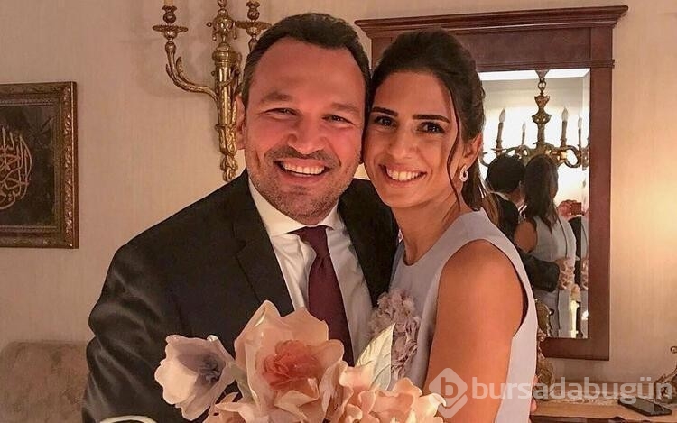 Ali Sunal eşi ve kızını sosyal medyadan paylaştı
