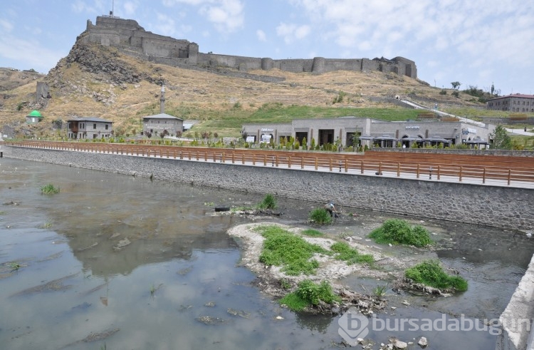Kars Çayı temizleniyor

