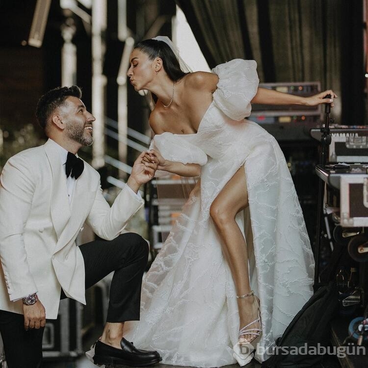 Zeynep Bastık ve Tolga Akış'tan 'boşanıyoruz' paylaşımı