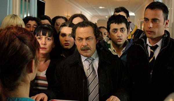Arka Sıradakiler hayranlarına müjde! Yıllar sonra geri dönüyor