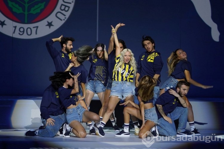 Ünlü isimler Fenerbahçe'nin forma lansmanında