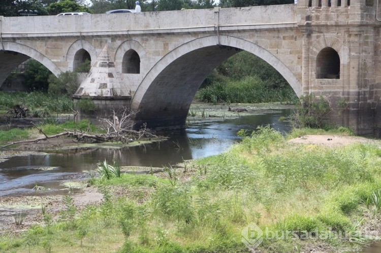 Tunca Nehri'nde su seviyesi yarıya düştü