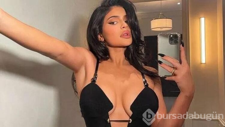 Kylie Jenner'e jet eleştirisi!
