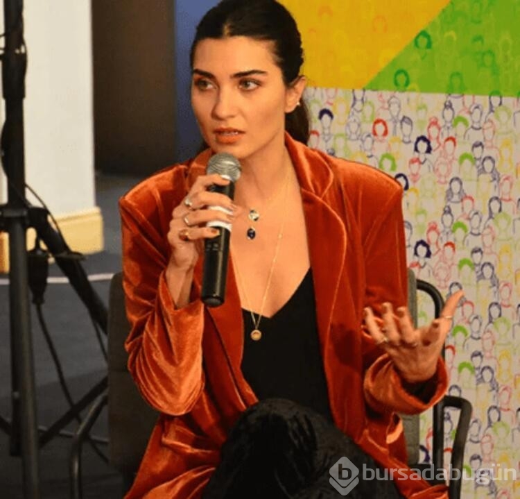 Tuba Büyüküstün ve Murat Boz birlikte mi?