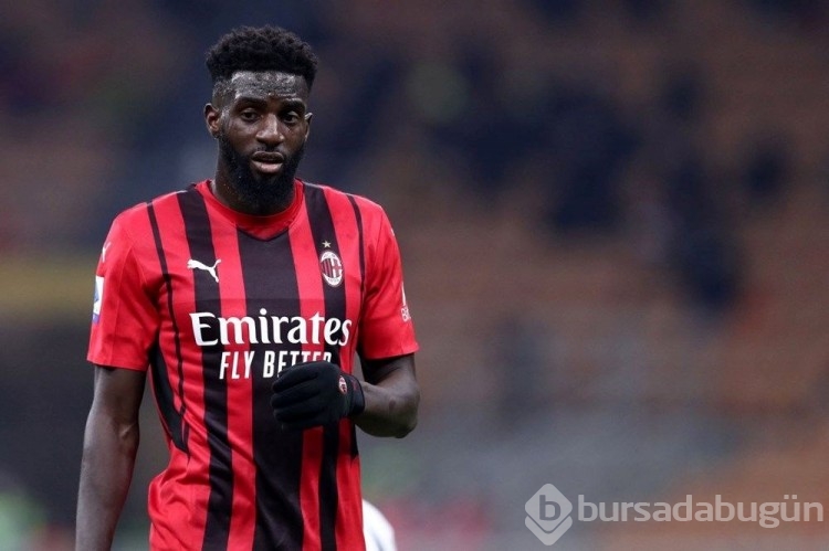 Futbolcu Tiemoue &#8203;&#8203;&#8203;&#8203;&#8203;&#8203;&#8203;Bakayoko polisinin üst aramasını eleştirdi