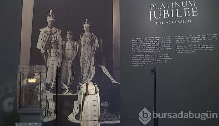 Kraliçe Elizabeth'in mücevherleri sergide