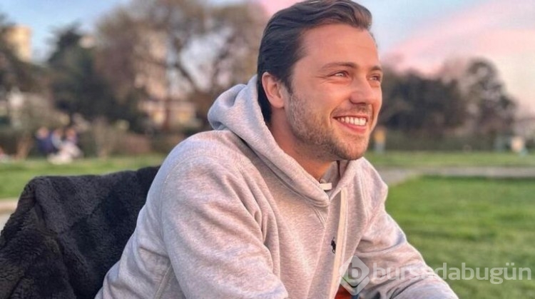 Tolga Sarıtaş ve Zeynep Mayruk'un Çeşme tatili