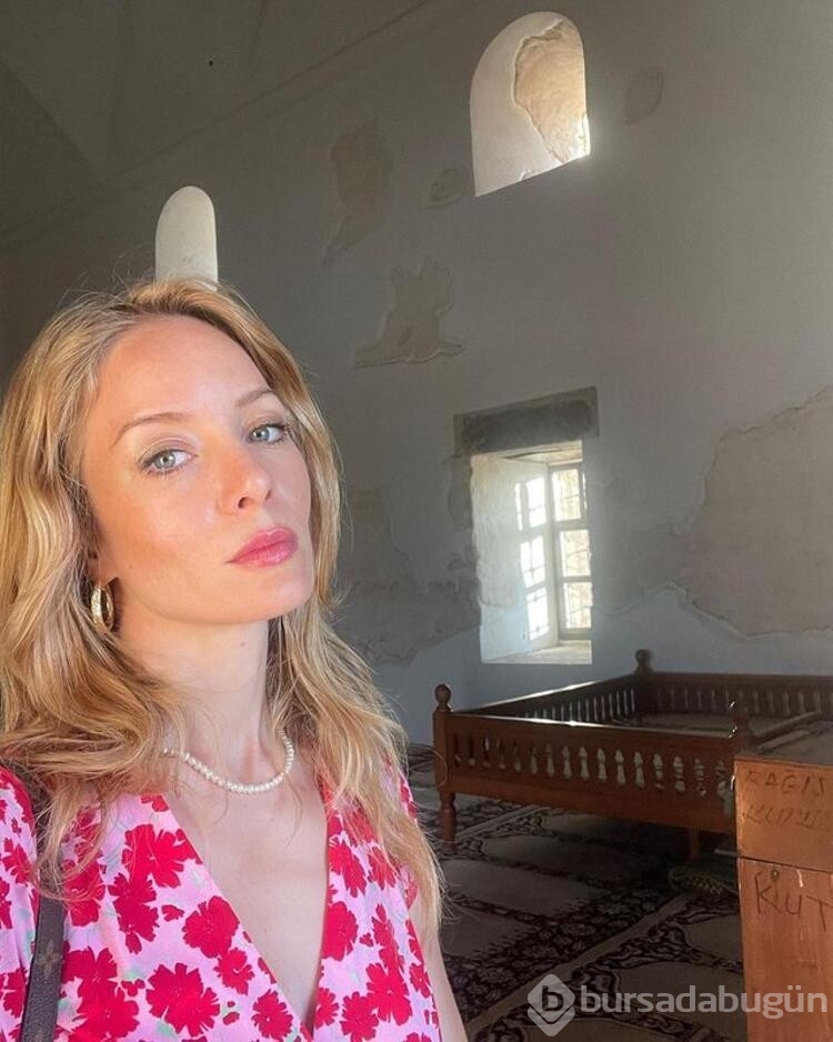 Bade İşcil'den tatil pozu