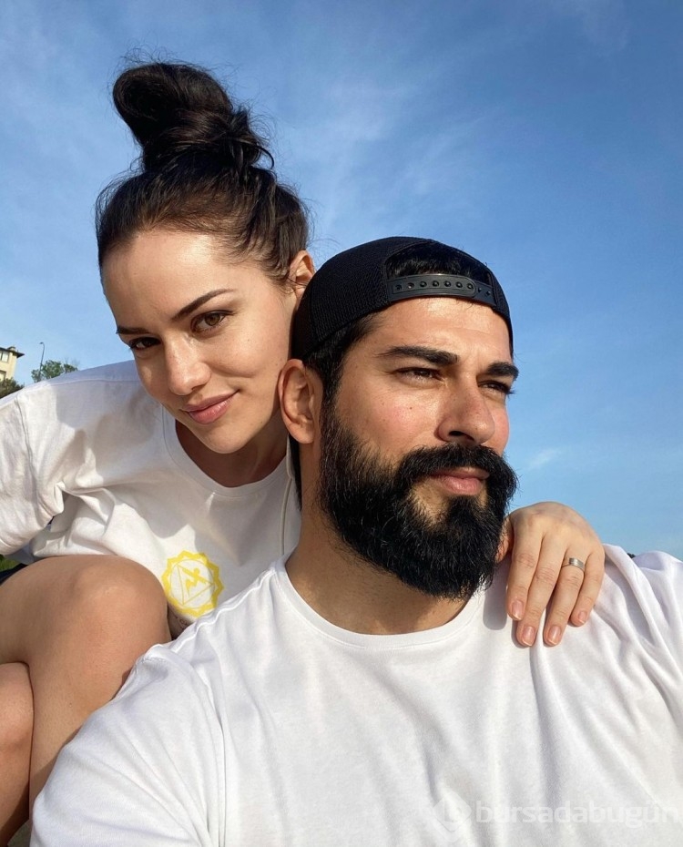 Bir de Fahriye Evcen'in kız kardeşini görün