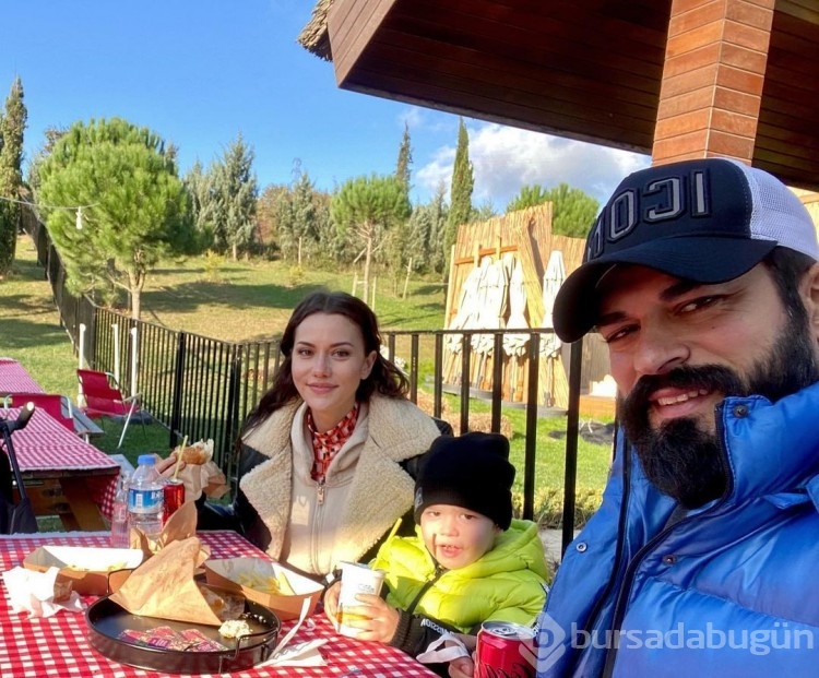 Bir de Fahriye Evcen'in kız kardeşini görün