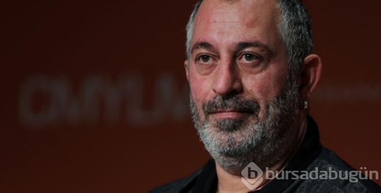 Cem Yılmaz, trafik kazası geçirdi!