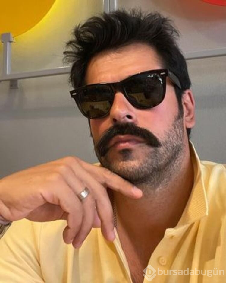Burak Özçivit'i Moskova'da 'Hürrem' karşıladı