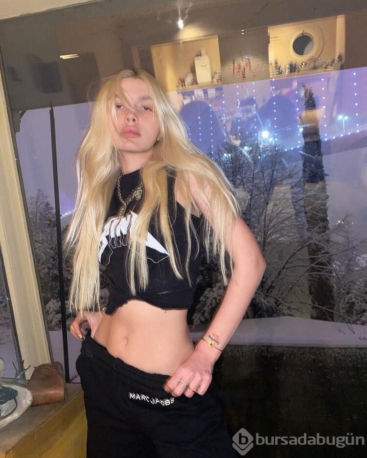 Aleyna Tilki sinirlendi