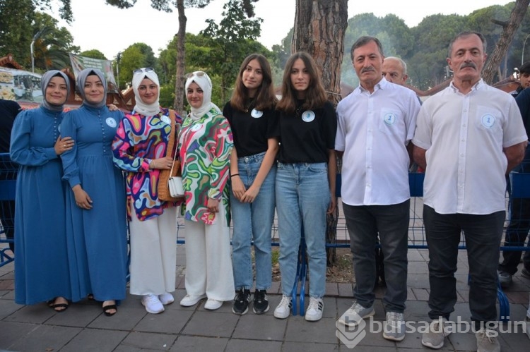"En Benzer Türkiye İkizler Yarışması" düzenlendi