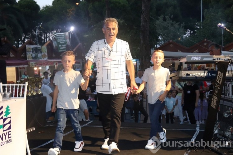 "En Benzer Türkiye İkizler Yarışması" düzenlendi