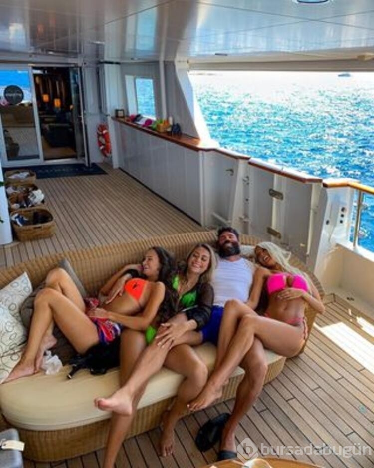 Dan Bilzerian evlendi mi?