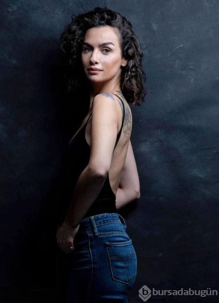 Birce Akalay ile İbrahim Çelikkol'dan yeni poz