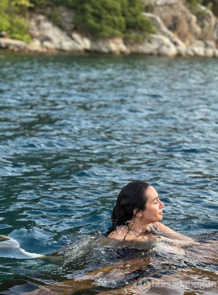 Birce Akalay ile İbrahim Çelikkol'dan yeni poz