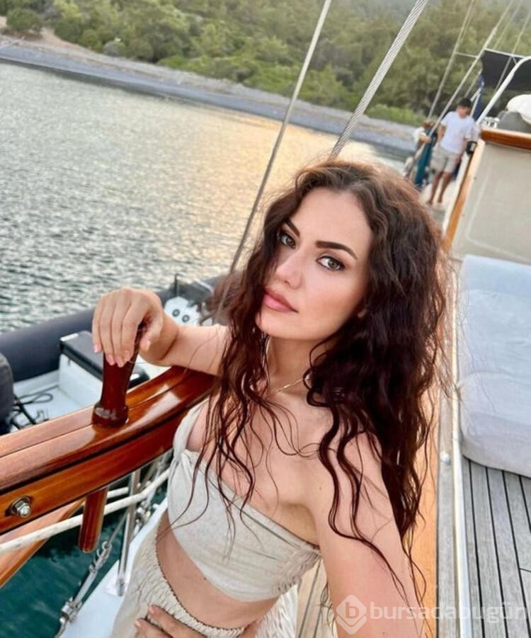 Fahriye Evcen'in tekne pozlarına yorum yağdı!

