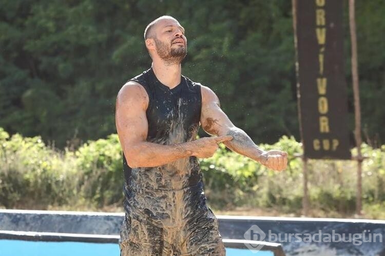 Survivor Atakan'dan aşk dolu paylaşım