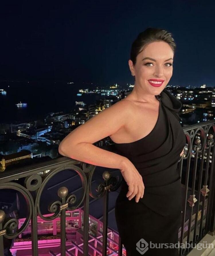 Ezgi Mola'nın tatil tercihi karavan oldu
