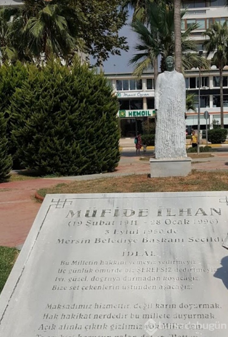 Türkiye'nin ilk kadın belediye başkanının heykeline saldırı