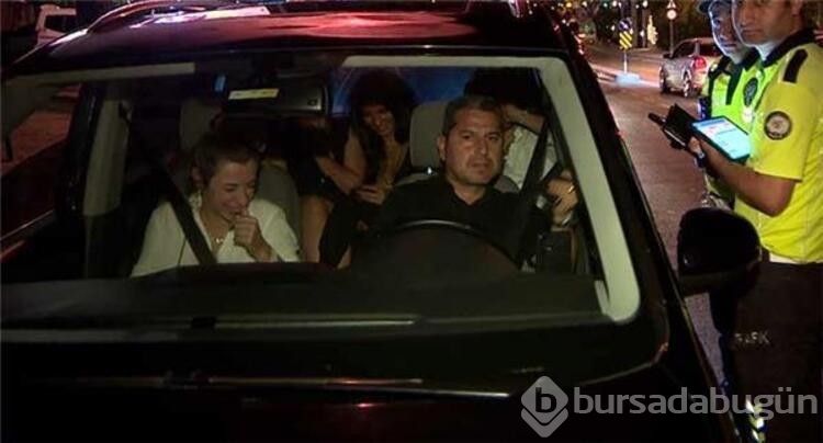 Tuba Büyüküstün'ün olduğu araç dolmuşa döndü!
