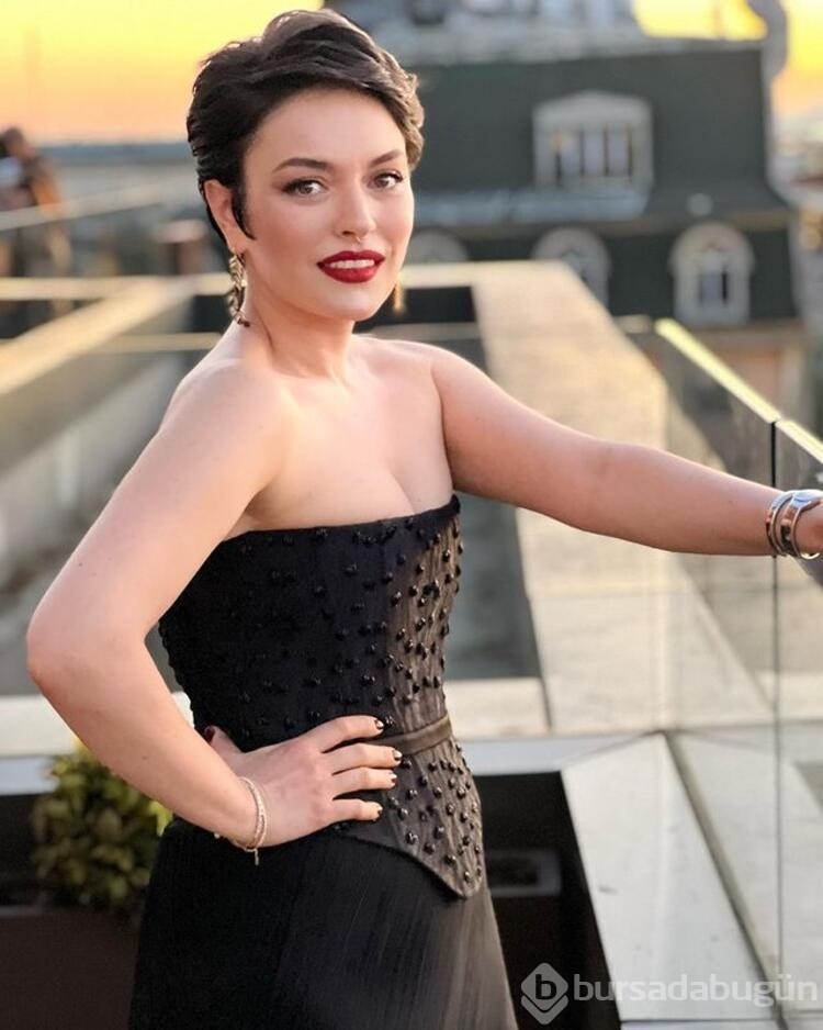 Ezgi Mola'ya bir suç duyurusu daha
