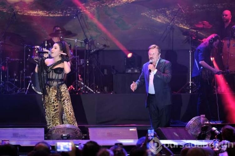 Burcu Güneş ve Selami Şahin Kuruçeşme'de...