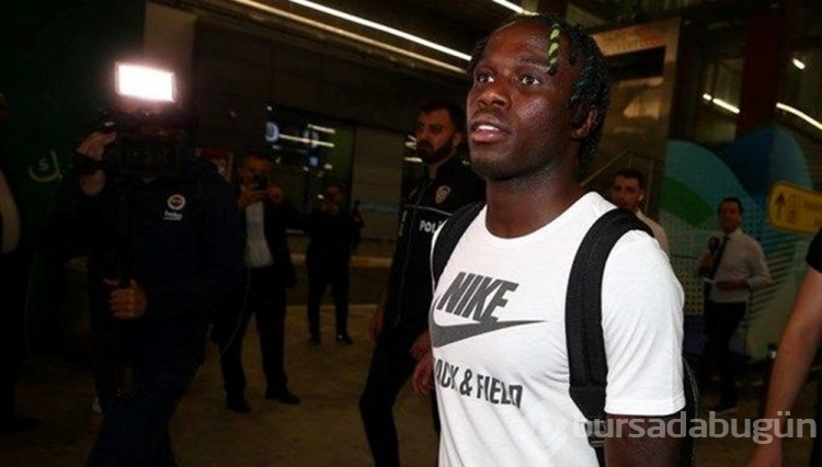 Futbolcu Bruma'nın fenomen Gizem Bağdaçiçek'e mesajlarına  ifşa
