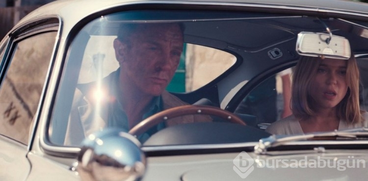 James Bond'un otomobili açık artırmada 