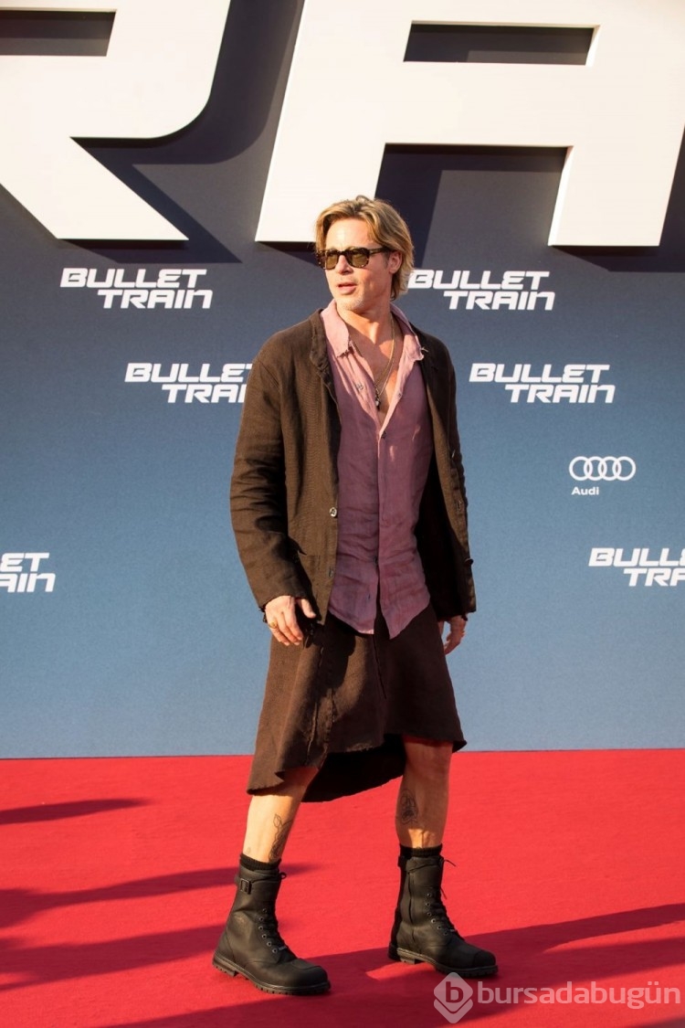 Brad Pitt galada neden etek giydiğini açıkladı