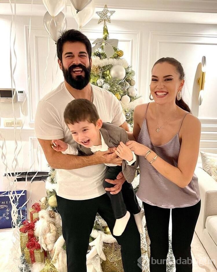 Fahriye Evcen'den haber var
