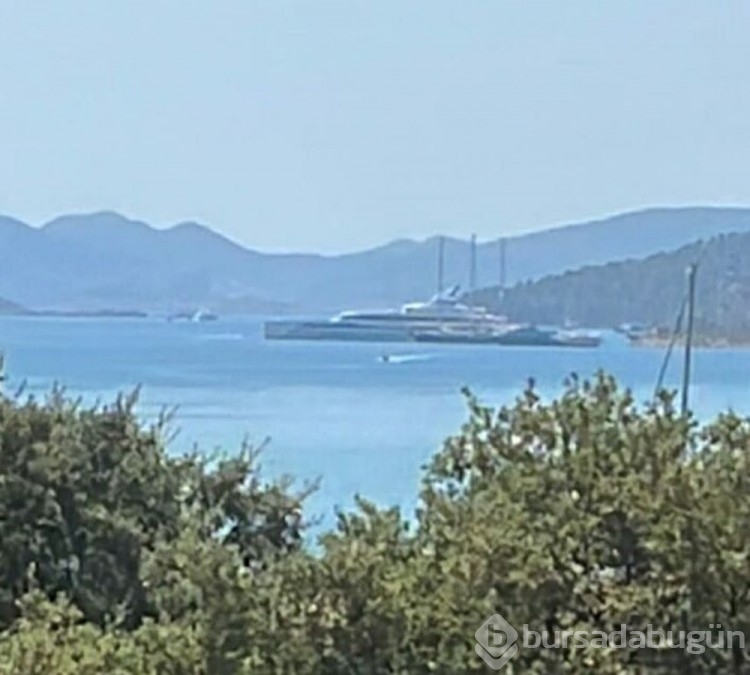 Bill Gates'in yatları Marmaris'te