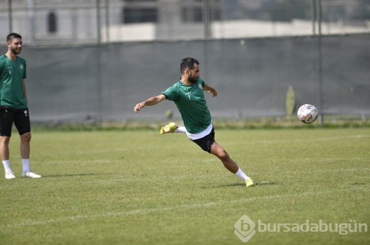 Bursaspor günün ilk çalışmarını yaptı