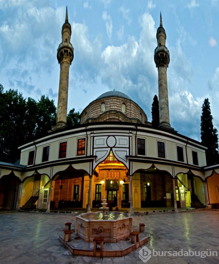 Bursa'da Gezilecek Yerler: Emir Sultan Camii Ve Külliyesi Foto Galerisi ...