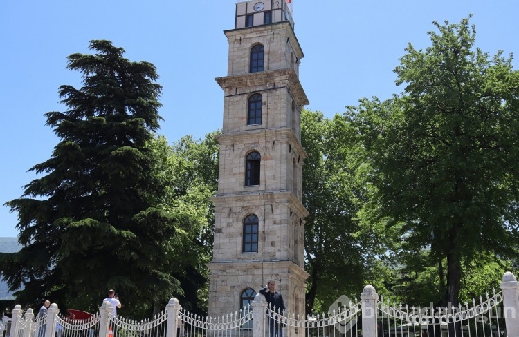 Bursa'da Gezilecek Yerler: Tophane Saat Kulesi 