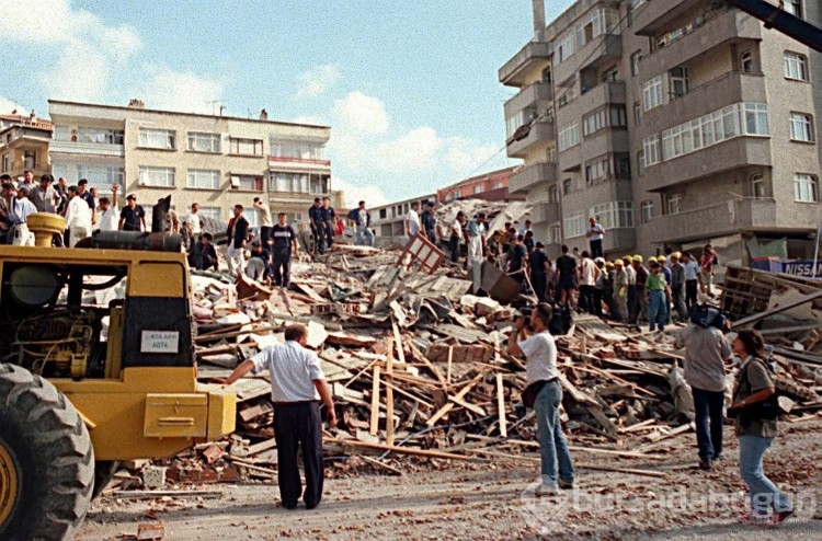 45 saniyede yakın tarihin en büyük felaketi: 17 Ağustos 1999 depremi