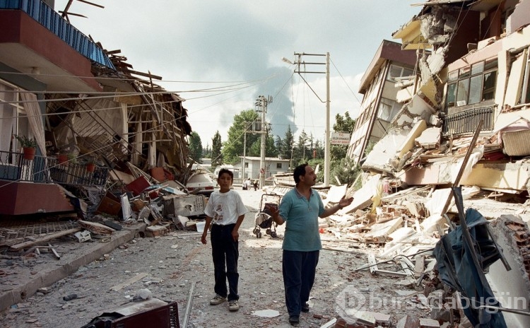 45 saniyede yakın tarihin en büyük felaketi: 17 Ağustos 1999 depremi
