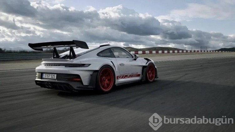 Motor sporları DNA'sına sahip! Porsche 911 büyülüyor